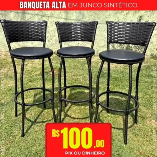 Banqueta Alta Em Junco Sintético Para Balcão