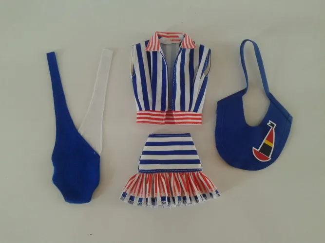 Roupinha boneca antiga Barbie estrela Viky cor do verão 89