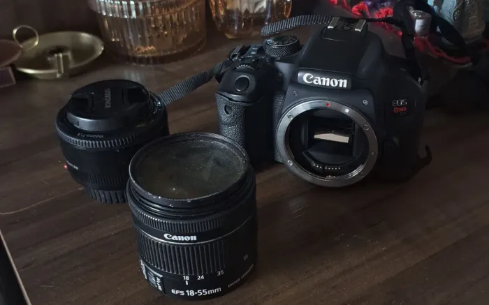 CÂMERA CANON T7i 