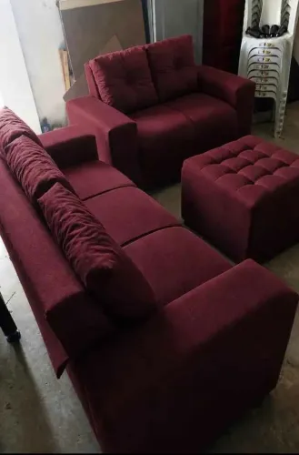 Conjunto de sofá +puf