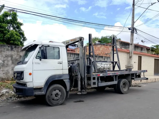 Vendo caminhão