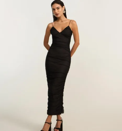 Vestido Midi em Tule