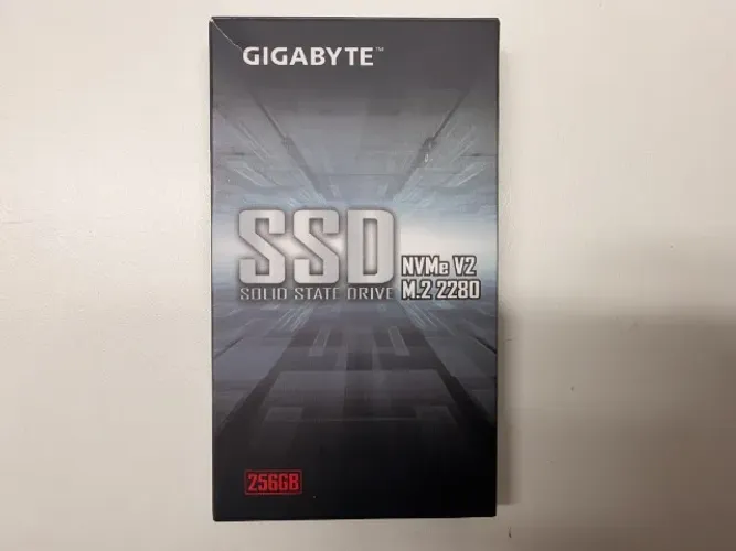 SSD NVMe 256GB Gigabyte V2 M.2 2280 Novo Sem Uso Apenas Testado 12x no cartao