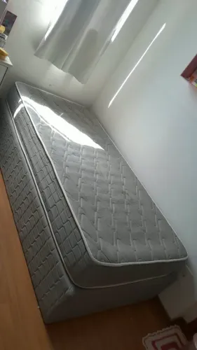 Cama de solteiro