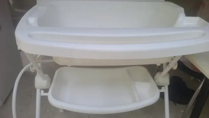 Vendo banheira + trocador burigotto infantil