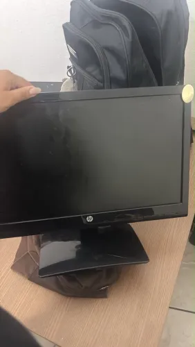 Vendo tela de computador 