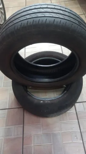 Pneus Pirelli Cinturato P7 KIT 2 unidades 195/55 R15 85h meia vida usados.