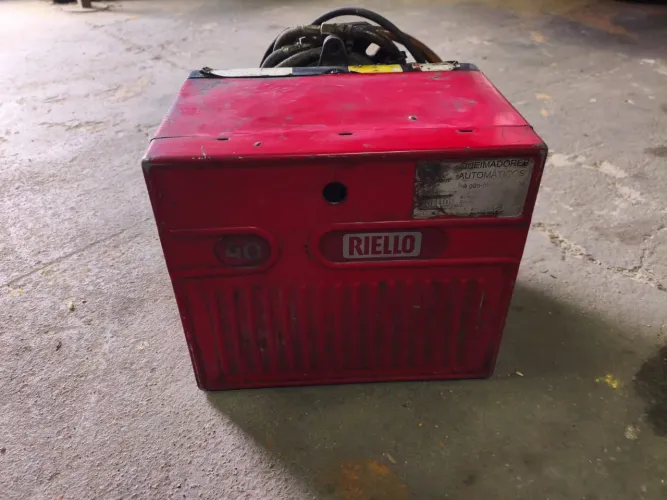 Massarico marca RIELLO a diesel semi-novo
