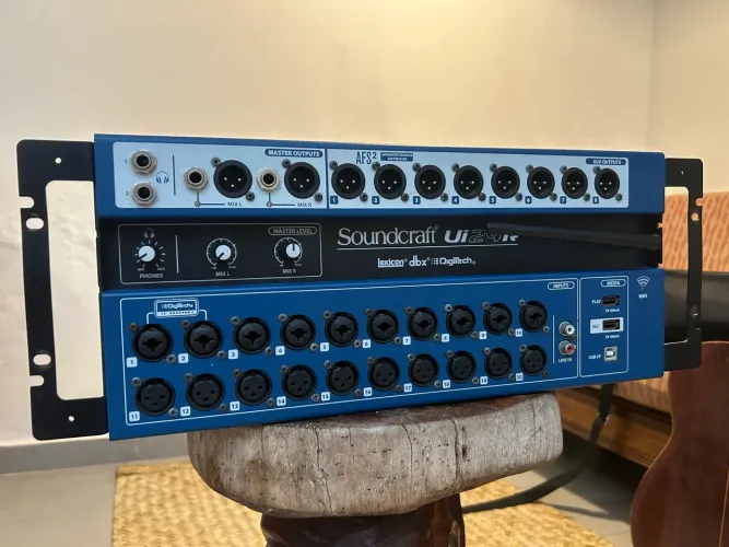 SOUNDCRAFT UI24R