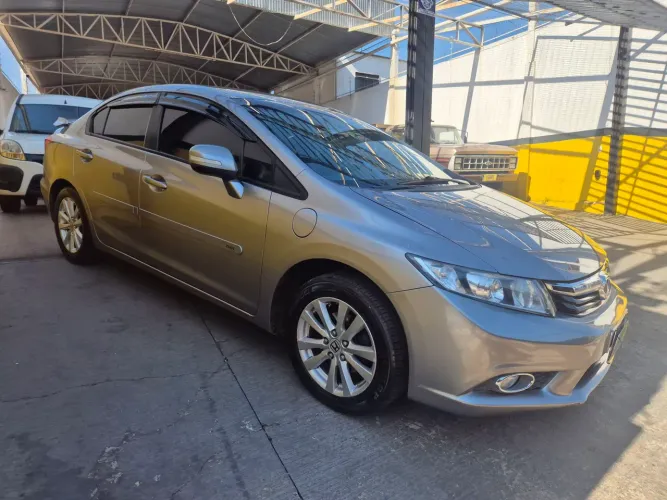 Honda Civic Sed. Lxl/ LXL SE 1.8 Flex 16V Aut. 2013