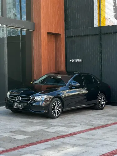 Mercedes-Benz E-300 Avantgarde 2.0 TB 258cv Aut. 2020