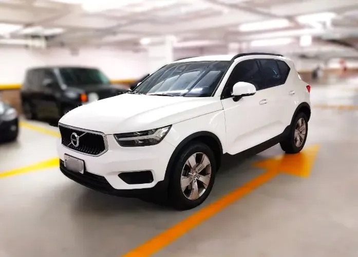 Volvo XC40 T-4 2.0 190cv FWD 2019