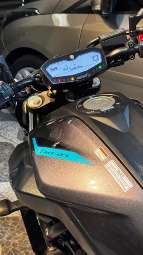 MT 07 EXTRA 