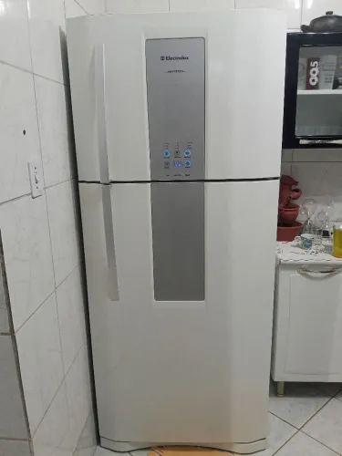 Geladeira Electrolux 553 L