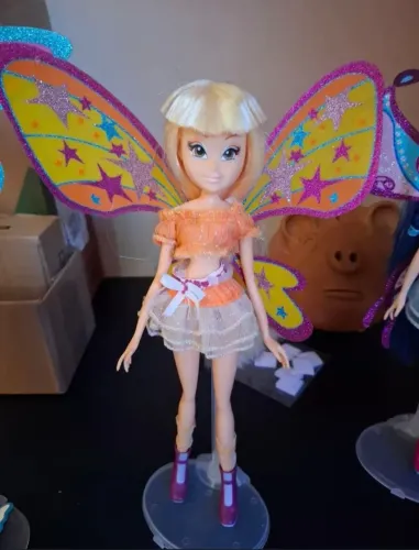 Boneca Winx Stella Believix 