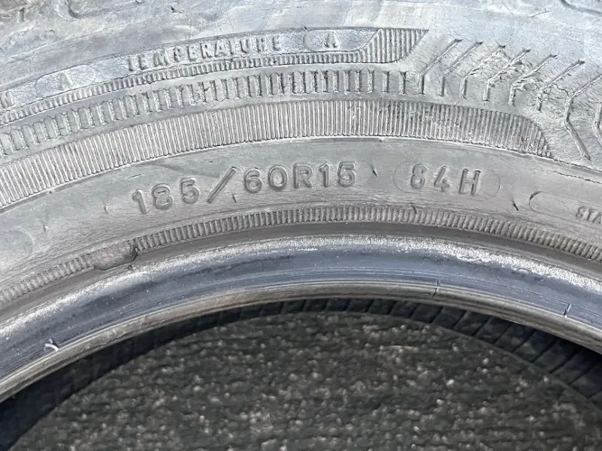 Pneus aro 15 185/60 Goodyear