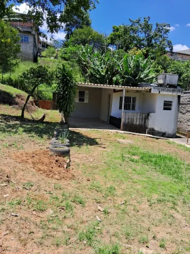 VENDE-SE CHÁCARA EM EMBU-GUAÇU ( Bairro Cipó) - EXCELENTE OPORTUNIDADE