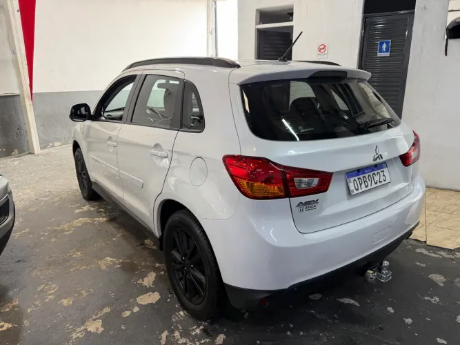 Mitsubishi ASX 2.0 16V 160cv Aut. 2013