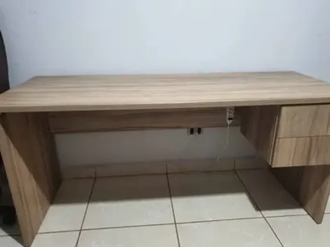 Mesa escritório em MDF 1.60cm