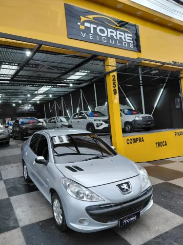 Peugeot 207 Sed. Passion XR Sport 1.4 Flex 8V 4P 2011