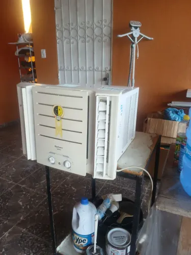 Ar-condicionado Springer de 10mil btus 127v