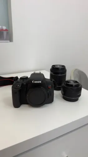 Cânon T6i + 50mm + lente do kit 18-50