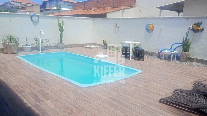 Casa com 3 quartos | Piscina | Pé na Areia para alugar, por R$ 3.677/mês - Ponta Negra - M