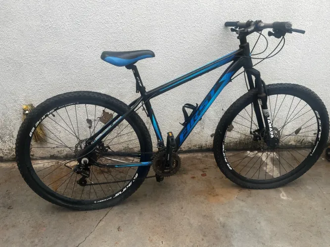 VENDO BICICLETA FIRST SMITT ARO 29 NOVA