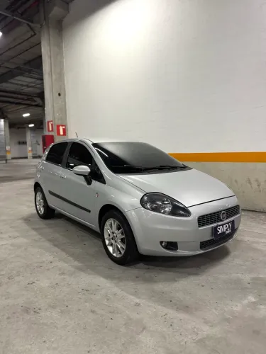 Fiat Punto Attractive 1.4 Fire Flex 8V 5P 2012