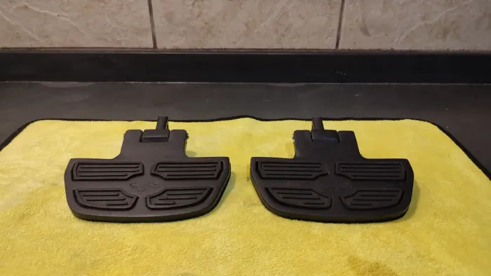 Vendo Par De Plataformas Traseiras Pra Harley Davidson