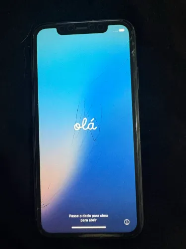 iPhone 11 128gb (tela trincada)