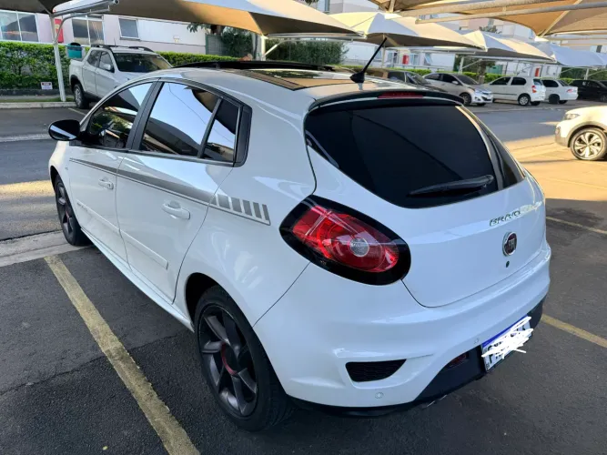 Fiat Bravo Sporting 1.8 Flex 16V 5P 2016