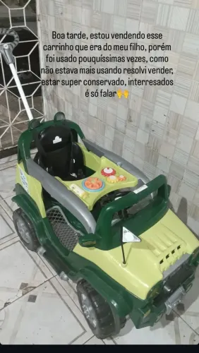 Carrinho de Passeio Diipi Calesita.