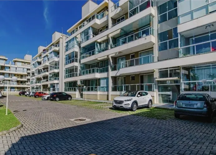2/4 nascente total, vista mar e pé na areia no RESIDENCIAL ILHA DE SANTORINI, 2 VAGAS DESC