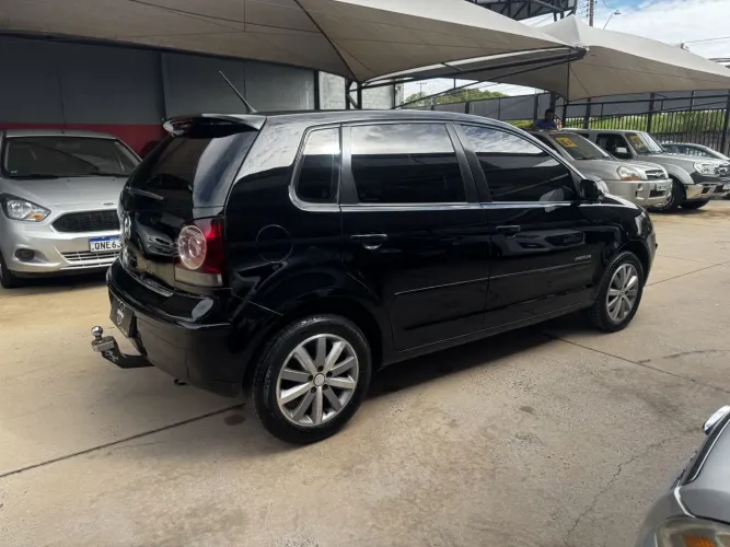 Volkswagen Polo Sportline 1.6 MI Total Flex 8V 5P 2011
