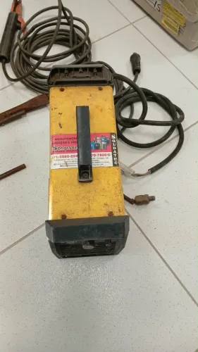 Máquina de solda