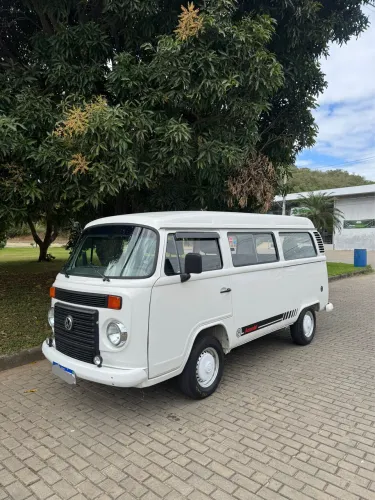Volkswagen Kombi Standard 1.4 MI Total Flex 8V 2011