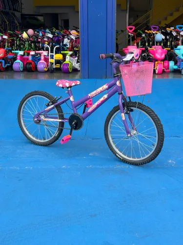 Bicicleta da Barbie aro 20 seminova