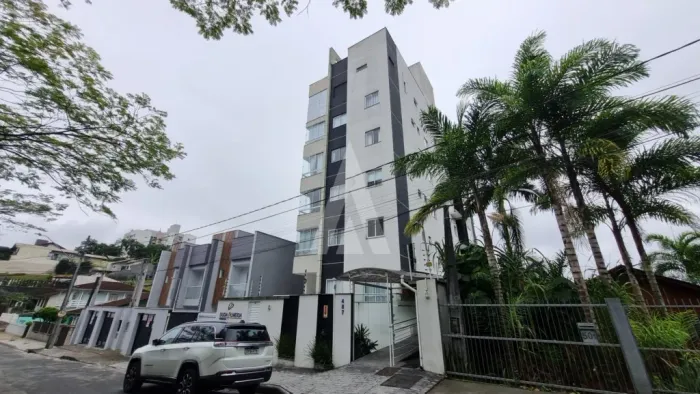 Apartamento no Bairro Costa e silva com 2 quartos, sendo 1 suíte, prédio com elevador e 1 