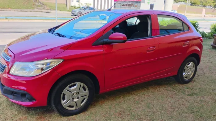 Chevrolet Onix Hatch LT 1.0 8V Flex Power Mec. 4P 2014