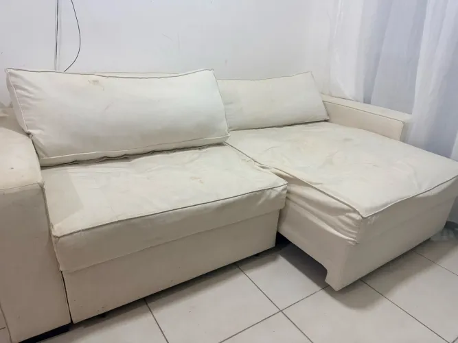 Sofá- cama tecido linho cor areia 2,40