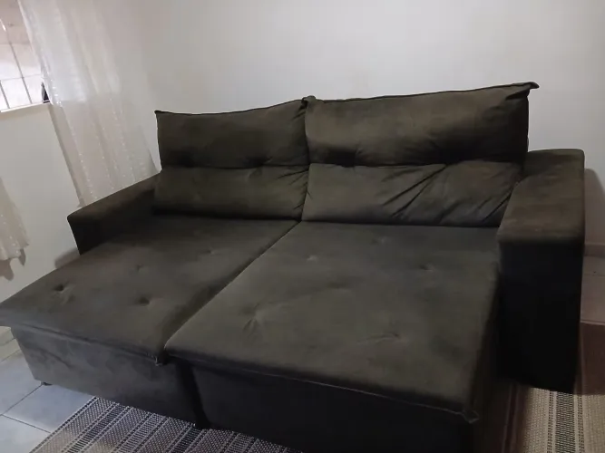 Vende se Sofa Retrátil 4 lugares 2,52 bem conservado 