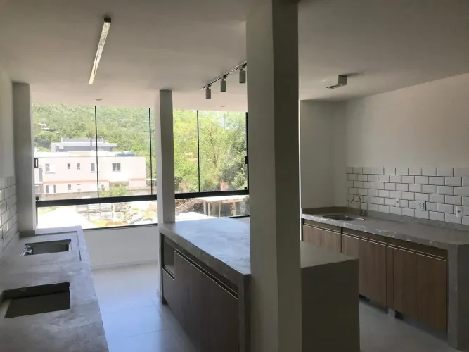 Apartamento 2 quartos no Ribeirão da Ilha.