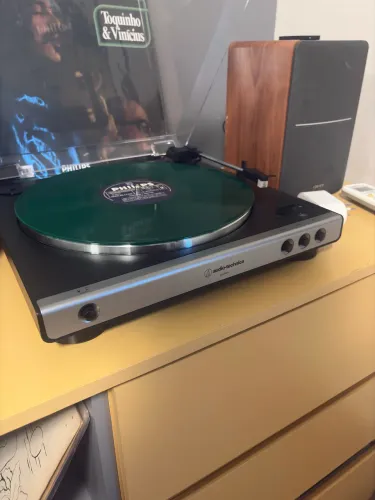 Toca disco - Audio-technica - AT-LP60x