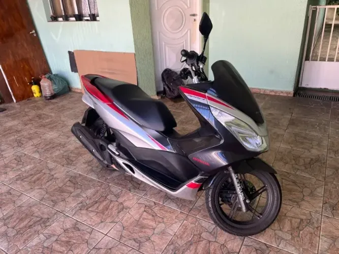 Honda PCX 150 Sport
