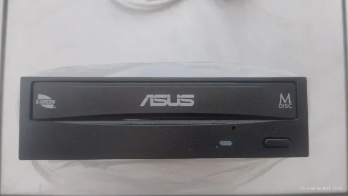Leitor de CD e DVD Asus