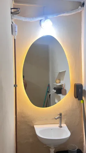 Espelho orgânico com led branco