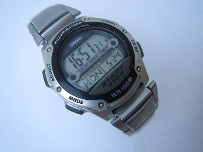 Relogio Casio W-756