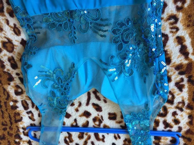vestido de festa azul  TAMANHO M