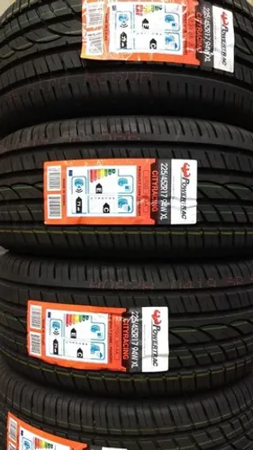 Pneu 205 45 17 Hifly hf8 perfil baixo Chevrolet onix